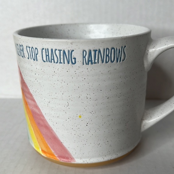 RAINBOW LOVE MUG Never Stop Chasing Rainbows Mug 16 oz Spectrum Designz 2020‎ - Picture 7 of 12